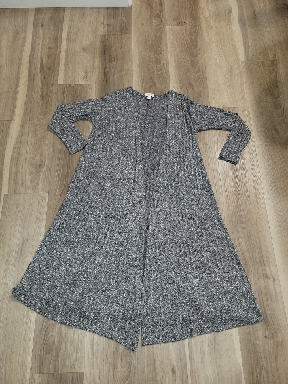 LuLaRoe Sparkle Ribbed Open Long Cardigan - Silver Gray